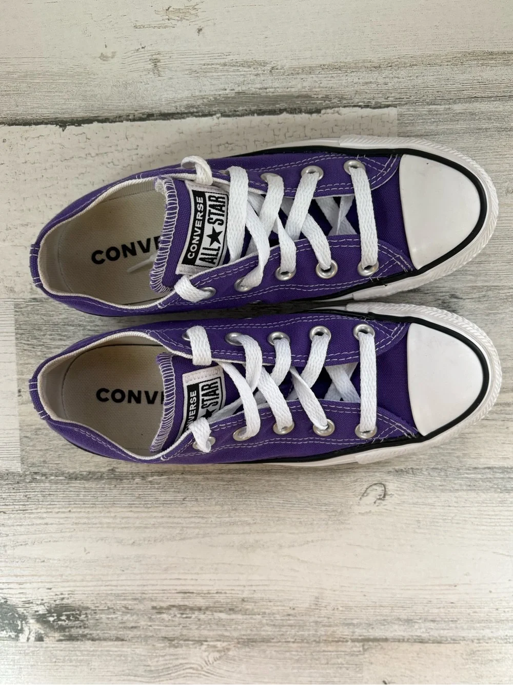 Converse CTAS Women’s Size 5 Big Girls Size 3.5 Low Top Lace Up Sneakers